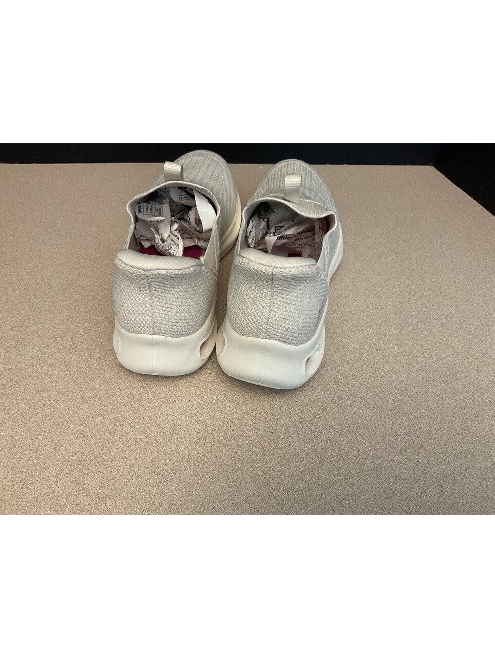 New! Womens Skechers "Hands Free ~ Swift Fit” (Natural) Slip-In Shoes. Size 10. - Picture 6 of 8